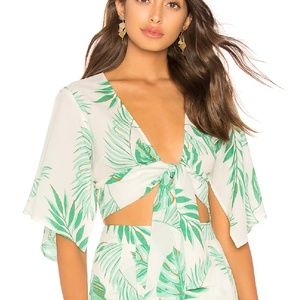 JOA Tie front crop top